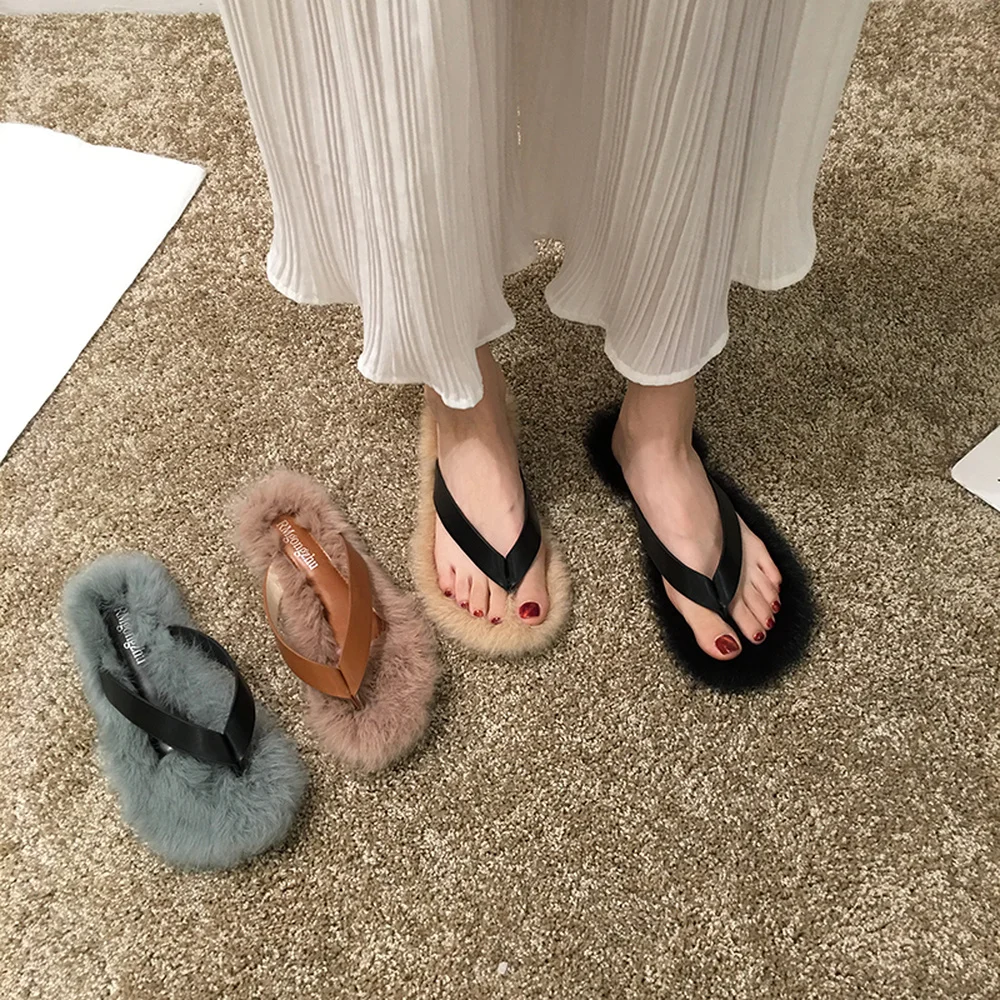Simple fashion flip-flops women wear 2019 new summer Korean version of the net red flat shoes rabbit hair slippers | Обувь
