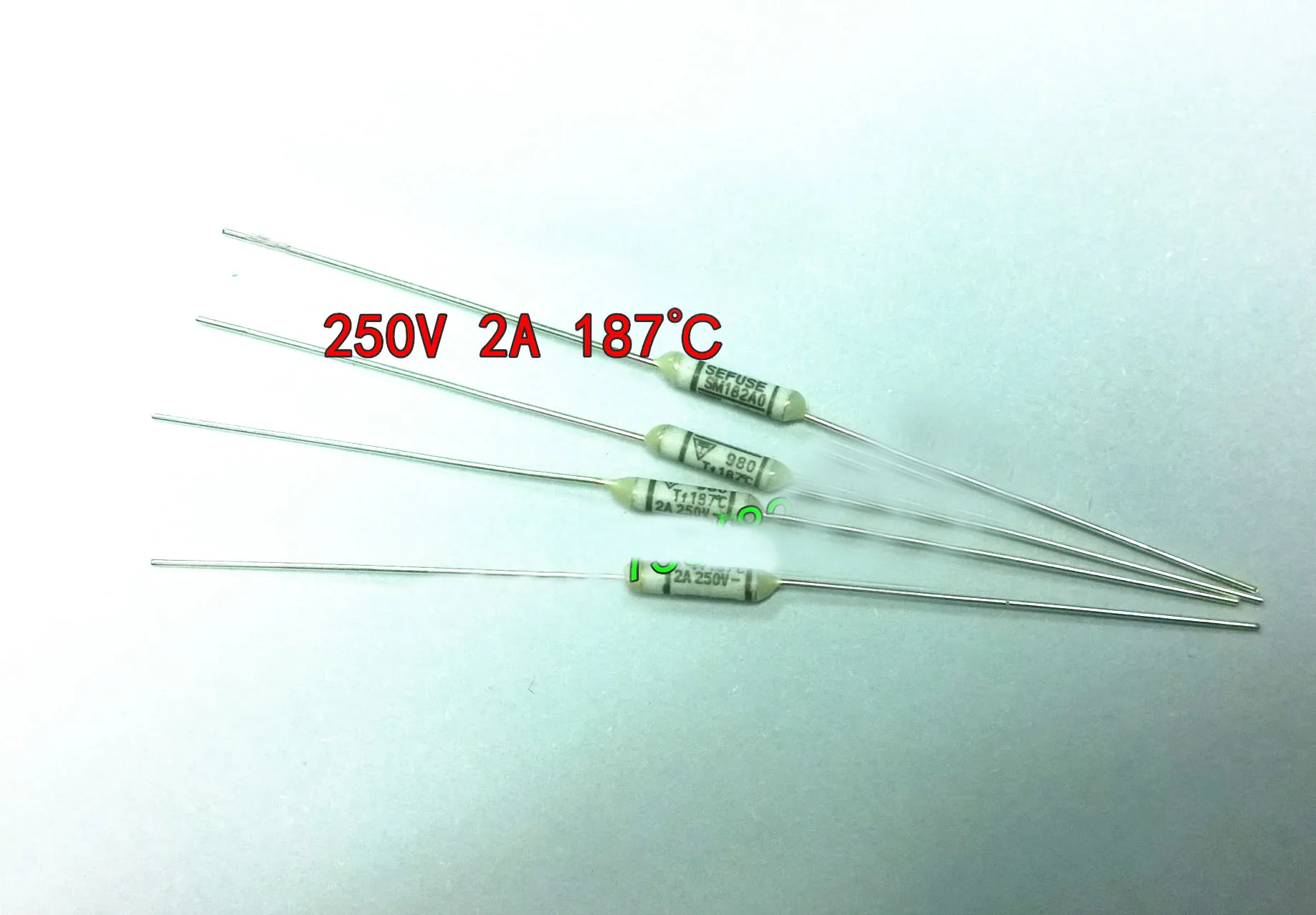 

NEW SM182A1 2A 250VAC 187 organic-type resistance temperature fuse