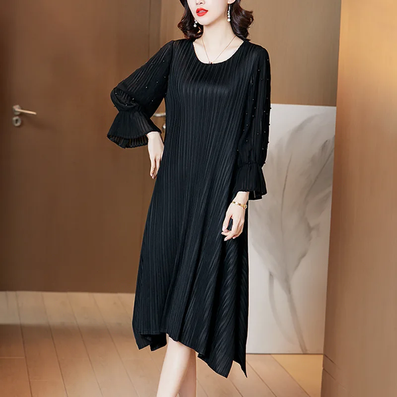 

Pleated Dress 2021 New High-end Large Size Foreign Style Age Reducing Loose And Slim Pleated Dress