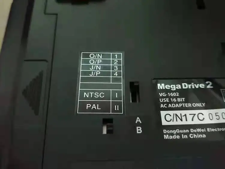Игровая консоль SEGA MD2 16 бит с переключателем режимов США и Японии для