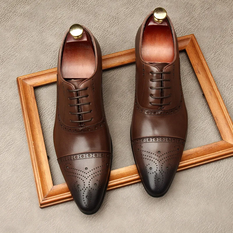 

Men Dress Shoes Genuine Leather Business Mens Oxford Shoes Lace Up Pointed Toe Waxing Process Brogue Formal Shoes for Men G33