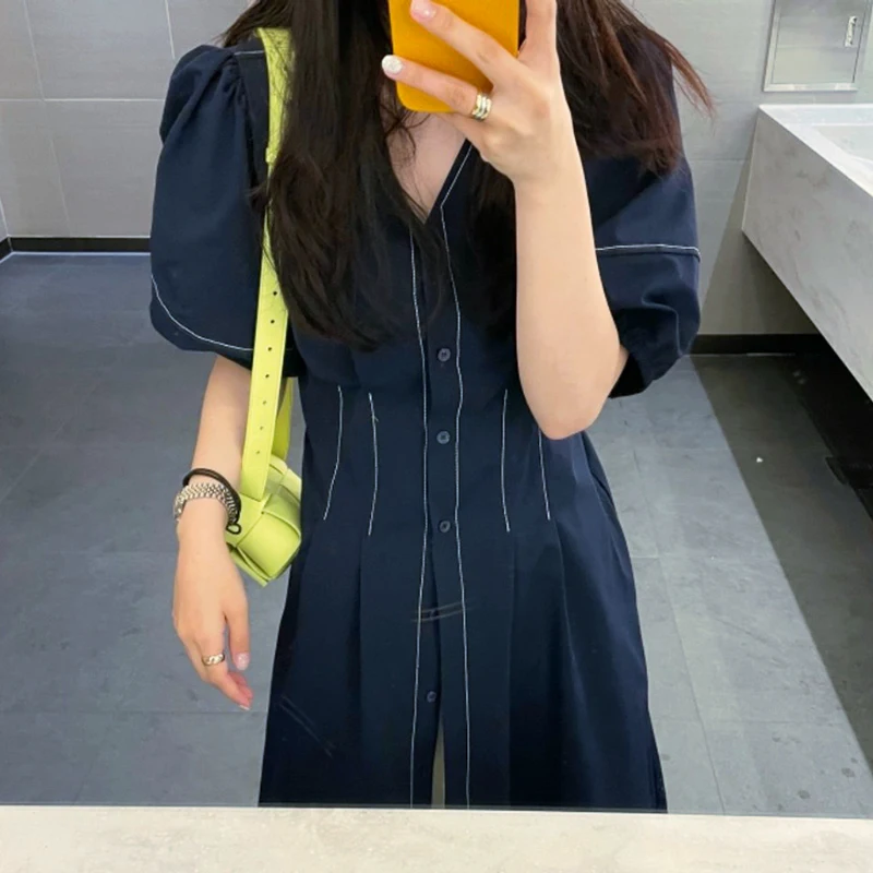 

Корейский шикарный Летний Тонкий однобортный Топ во французском стиле с V-образным вырезом-женское приталенное платикодовое Платье на шнур...