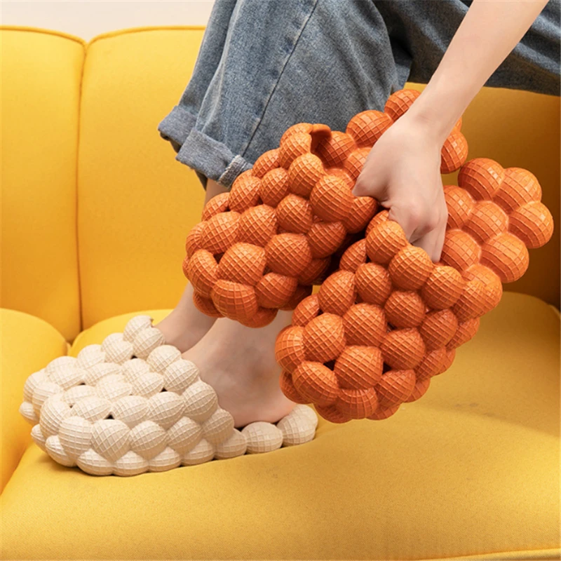 

JIANBUDAN New Thick sole Home slippers Comfortable Soft bottom Indoor Slippers Bathroom shoes EVA Fashion Slides Unisex Couple