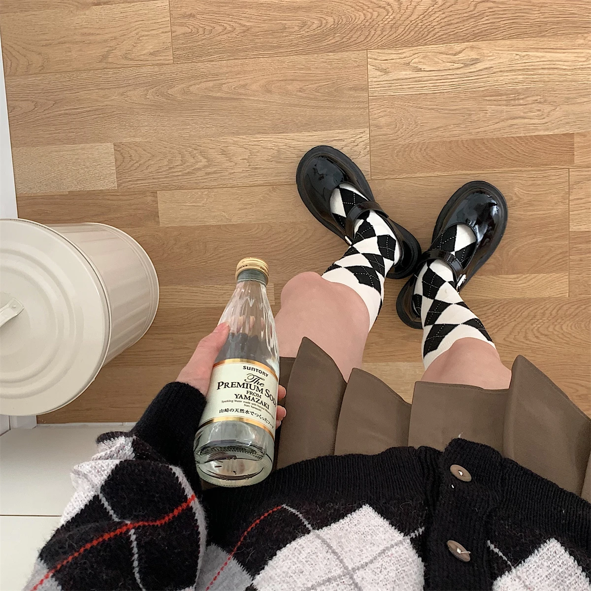 New 2022ins College Style Diamond Stockings Female Spring and Summer Students Thin Tube Socks and Long Tube Comfortable Cotton s