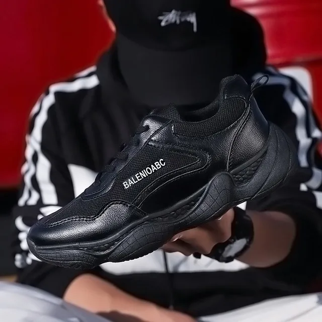 Новинка спортивные стильные мужские туфли для бега модные пожилых пап низкие