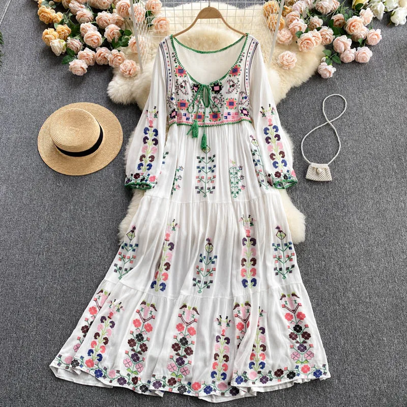 

2021 New Spring and Autumn Women's Holiday Casual Dress Retro Heavy Industry Embroidery Clan Style Long Skirt