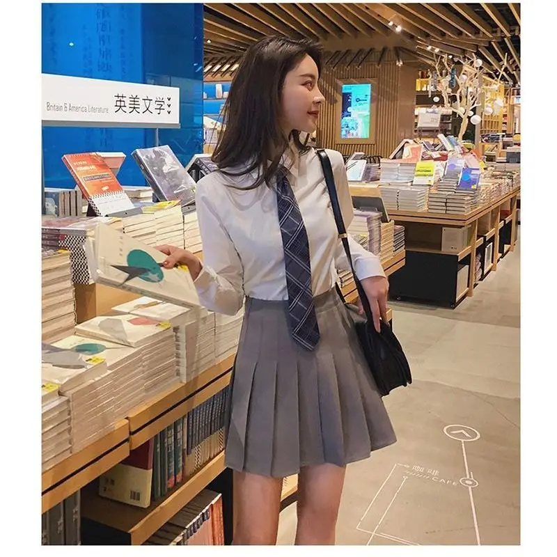 

Pleated skirt half length skirt women's spring and summer high waist show thin fresh and versatile pure color ins super fairy