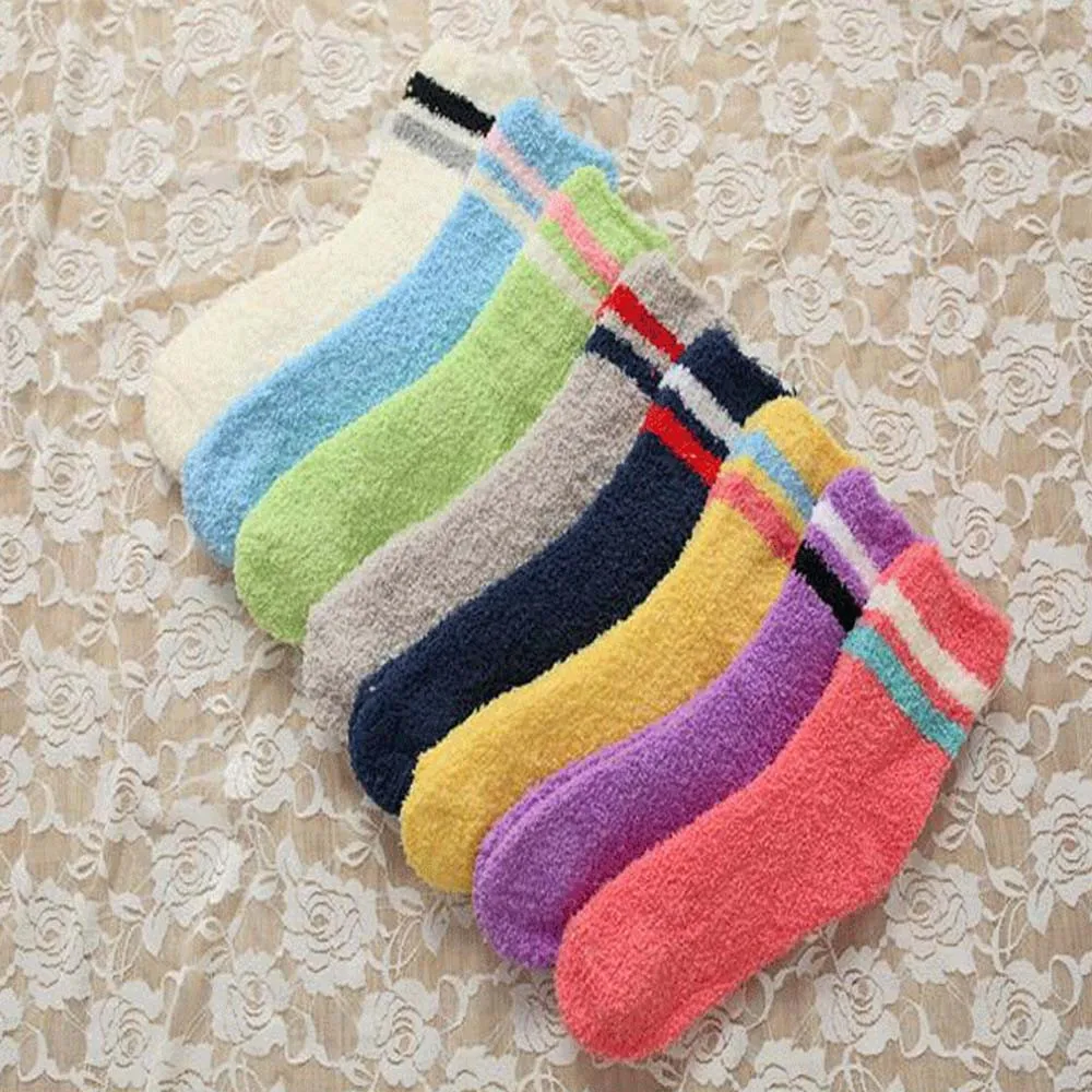 Красивые Зимние мужские и женские теплые тапочки в полоску из кораллового флиса