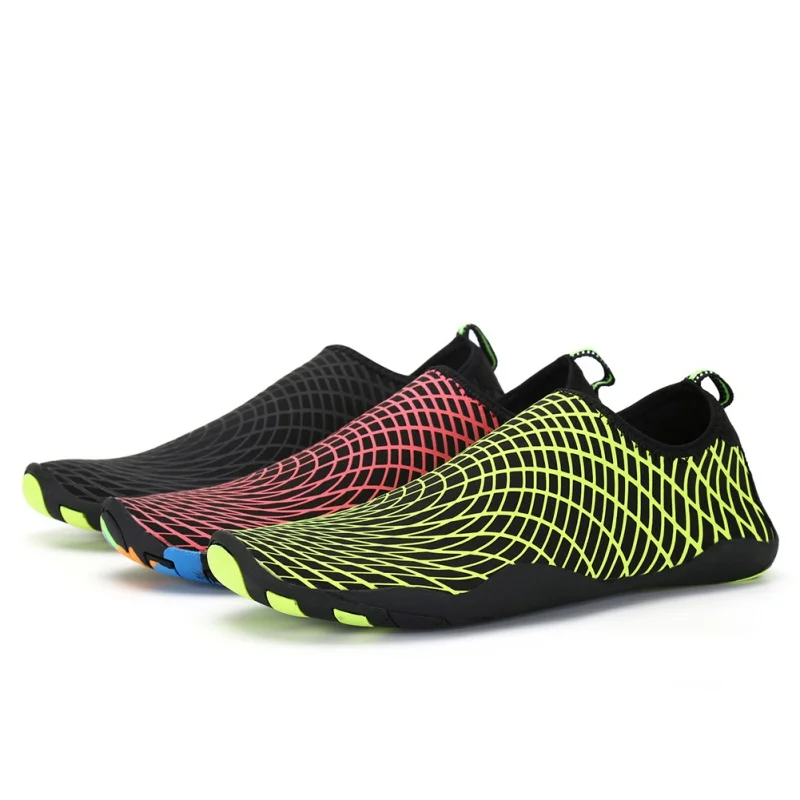 Акватуфли для мужчин женщин пляжный материал с принтом клея приятные кожи носки