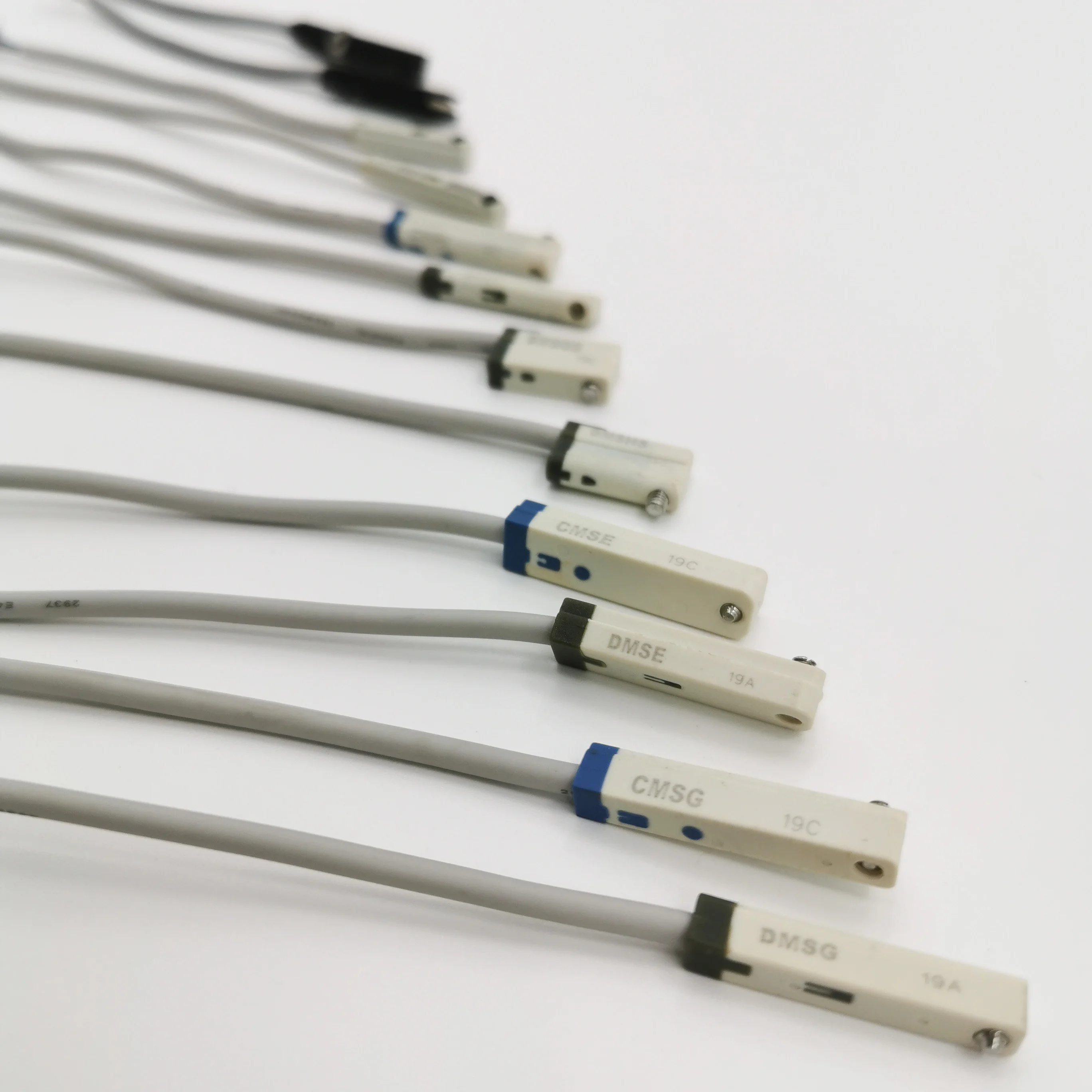 

DMS CMS 2meter Cylinder Magnetic Switch Sensor Electronic Type Reed Type AirTAC Type cmsg-020