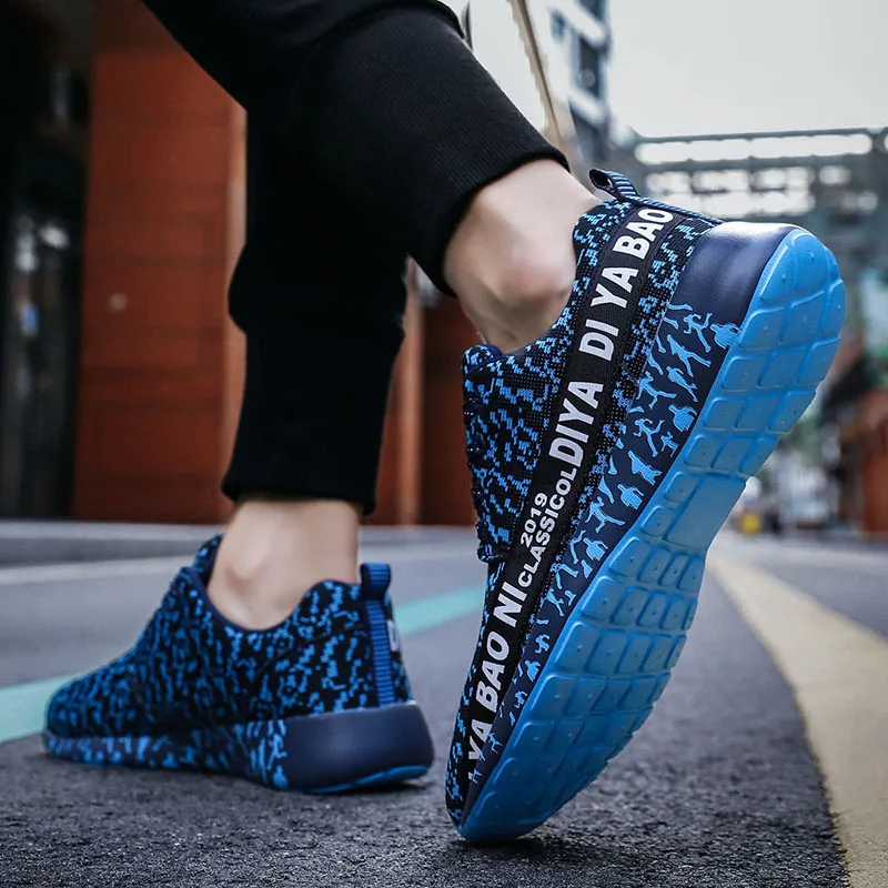 

Sneakers Men Mesh Breathable Running Sport Shoes Unisex Light Soft Thick Sole Hole Couple Shoes Athletic Sneakers Women Shoes