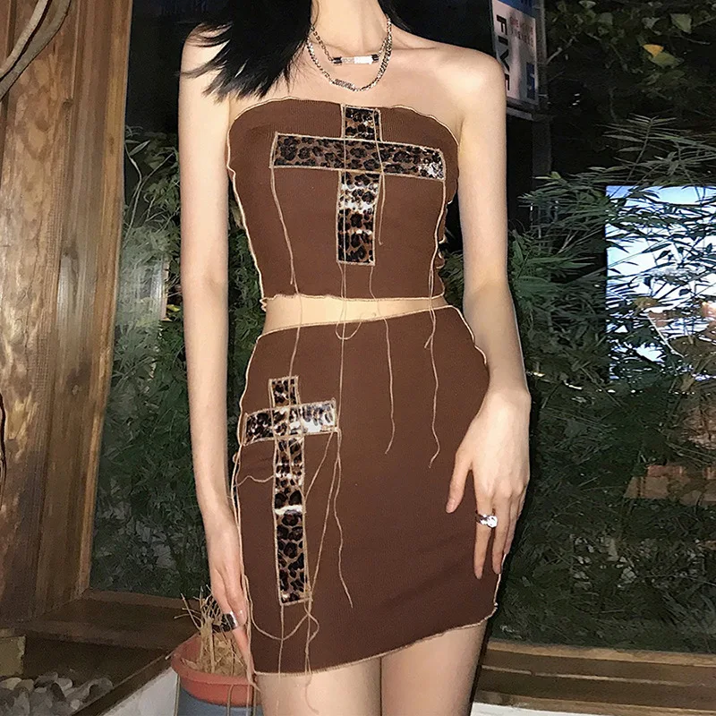 

2021 Summer New Women's Velvet Printed Leopard Print Slim Halter Short Threaded Dress Sexy Retro Wrapped Chest Brown Dress