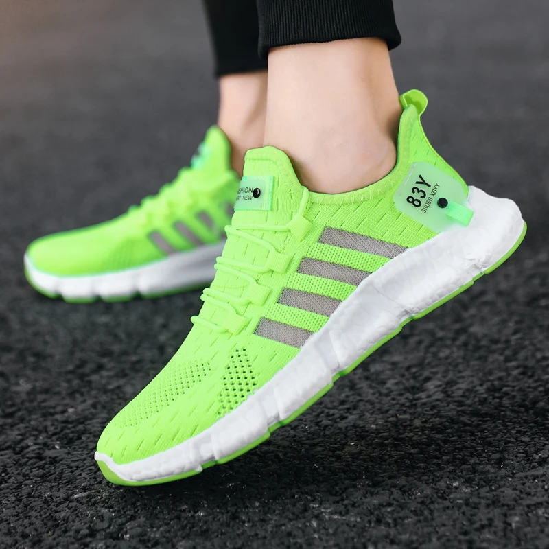 

QGK Spring Summer Men Casual Sport Running Shoes For Male Outdoor Light Weight Comfortable Sneaker Man Tenis Masculino