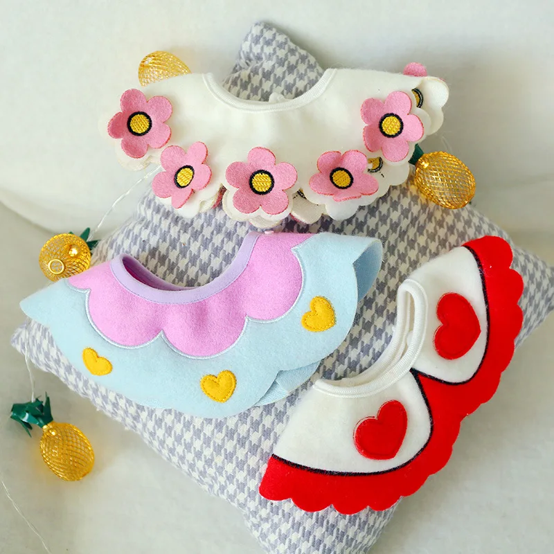 

2019 New Pet Saliva Towel Bib Scarf Collar Pet Dog Collar Saliva Towel Cat Dog Hand-Woven Pet Accessories Pet Triangle Scarf Bib