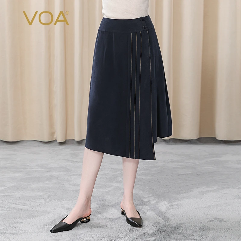 

VOA шелковые темно-синие офисные женские асимметричные юбки до середины икры с яркой линией, украшенные натуральной талией, с двумя пуговица...
