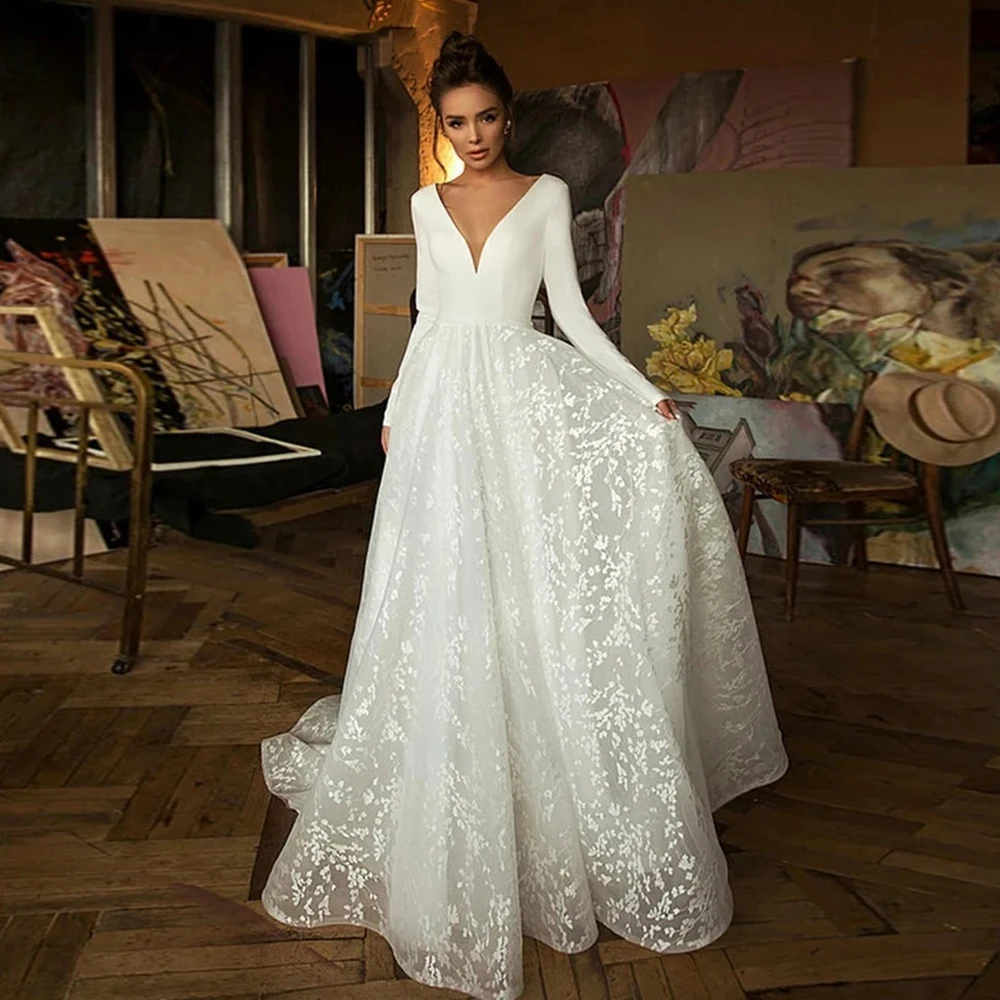 

2021 New Designs Muslim Dresses A Line V Neck Long Sleeves Appliques Dubai Arabic Wedding Gown Bridal