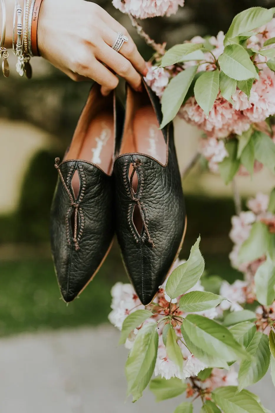 

Casual Woman Shoe Modis Female Footwear Pointed Toe 2021 Dress Big Size New Sewing Leisure Basic PU Rubber Flat Solid Lace-Up