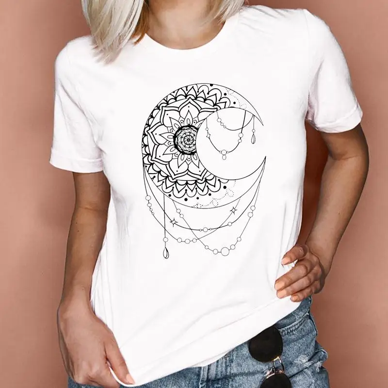 

Футболка женская с принтом Луны, Модный милый трендовый Топ 90-х с мультяшным графическим принтом, стильная рубашка с коротким рукавом