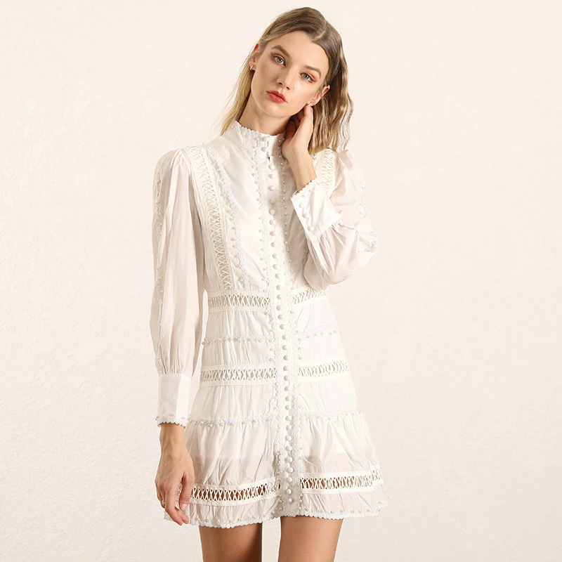 white TWOTWINSTYLE выдалбливают лоскутное жемчужное платье женское стоячий воротник с длинным рукавом тонкие платья для женщин Летняя мода Новинка - Цвет: white