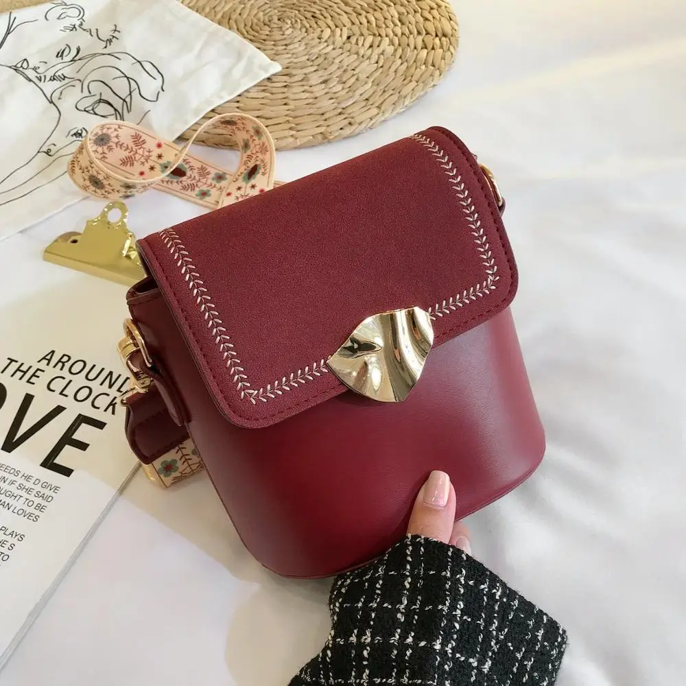 Высокое качество PU кожаные сумки через плечо с цепочкой знаменитая дизайнерская