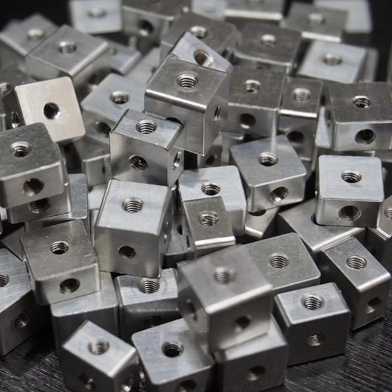 

Six Sided Fixed Block Connection Nuts Chassis Components for Electric Stoves Square Acrylic Dishes