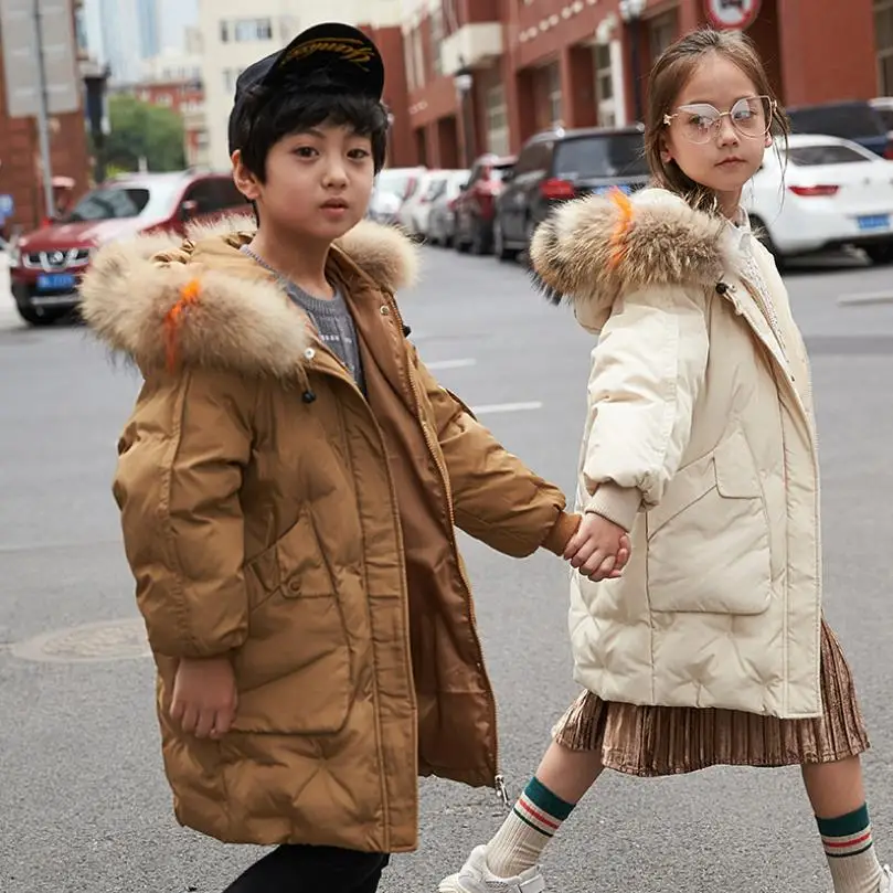 Детская зимняя одежда Пальто с капюшоном и большим отстегивающимся натуральным