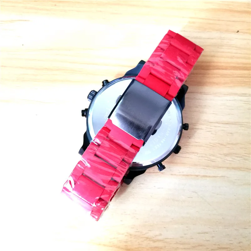 Бренд двойной дисплей времени деловые часы для мужчин красная стальная полоса