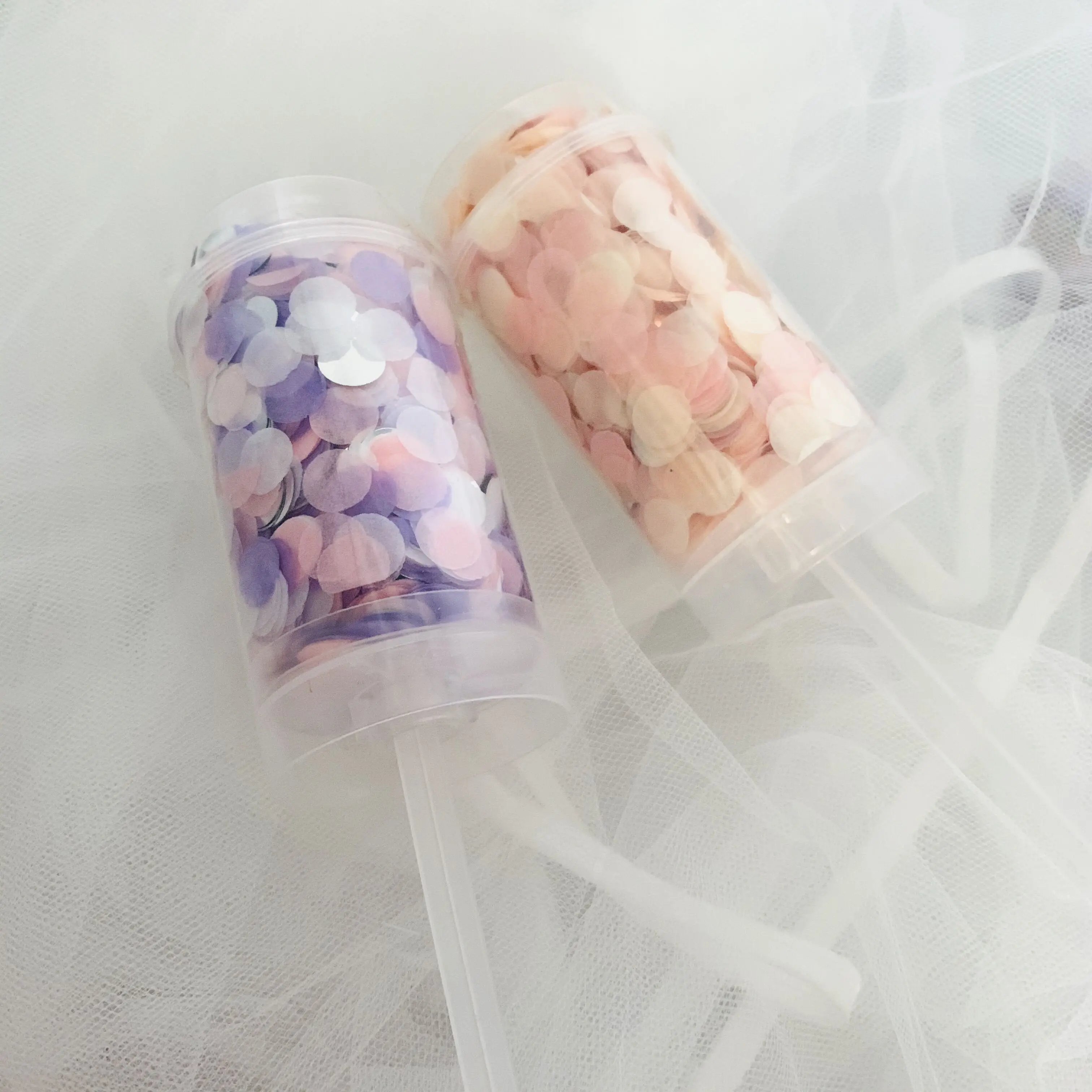 1 Набор пуш-попперы с конфетти