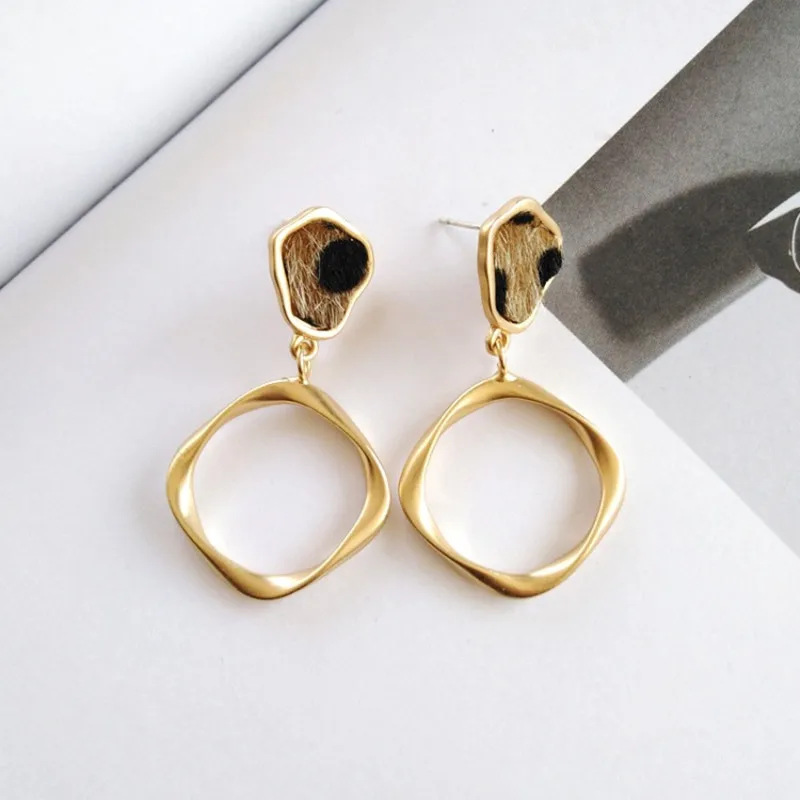 Леопардовые серьги модные и индивидуальные темпераментные металлические