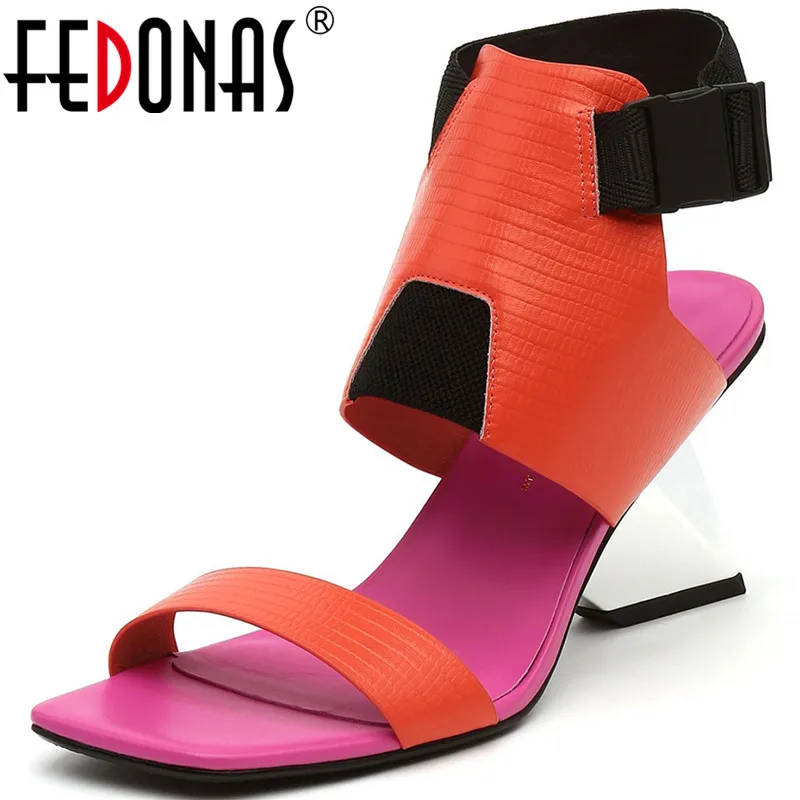 FEDONAS/пикантные туфли лодочки из натуральной кожи на высоком каблуке Коллекция 2021