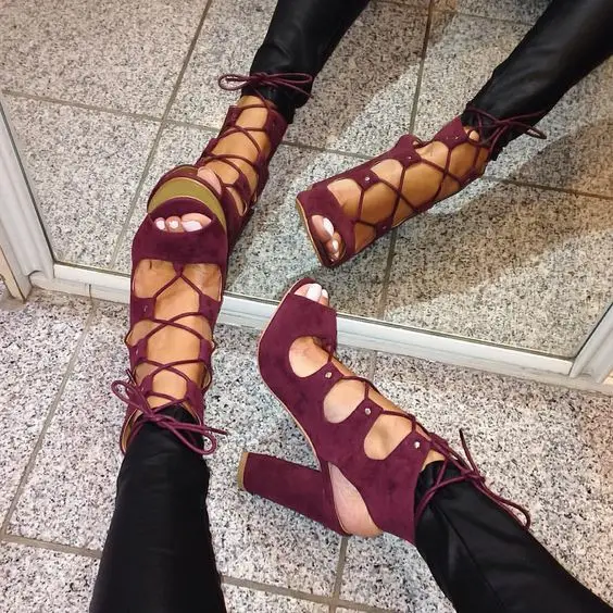 

Solid suede fashion hollow out cross strapping sexy THICK HEEL SANDALS
