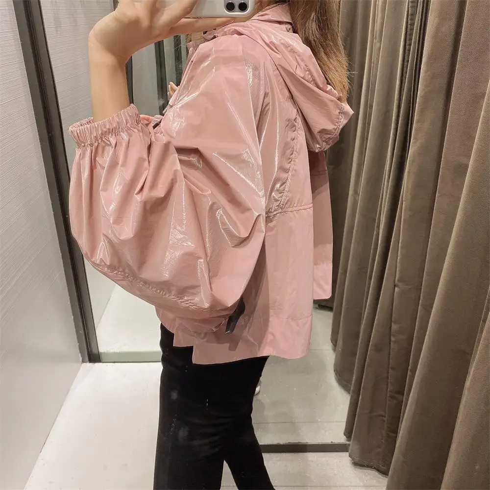 

2020 autumn and winter women's new hooded light effect pink loose student short coat