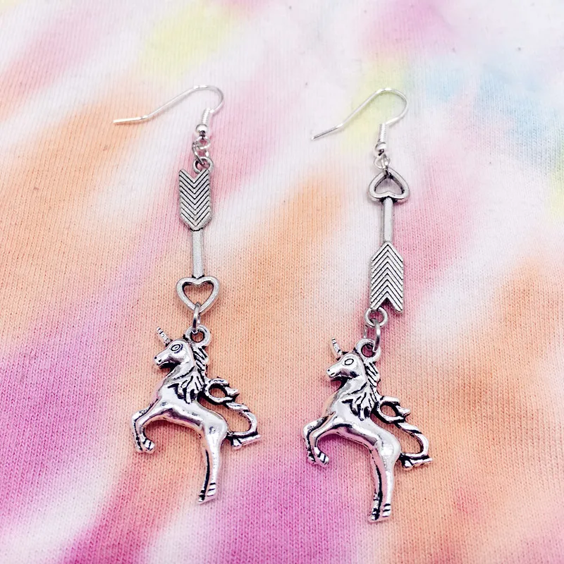 

Cupid's Arrow Love Unicorn Pendant Earrings Valentine's Day Gift Simple Fashion Jewelry Gift