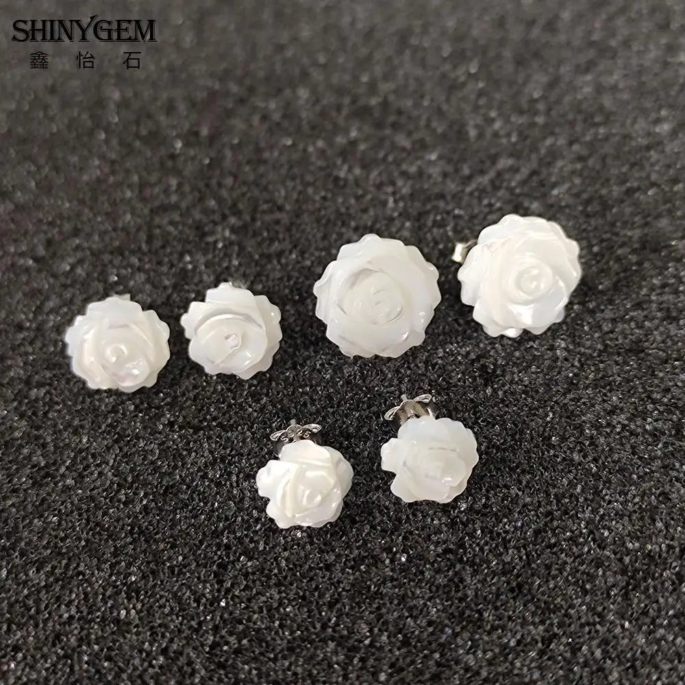 Женские серьги-гвоздики ShinyGem с натуральными бабочками и ручной резной подвеской