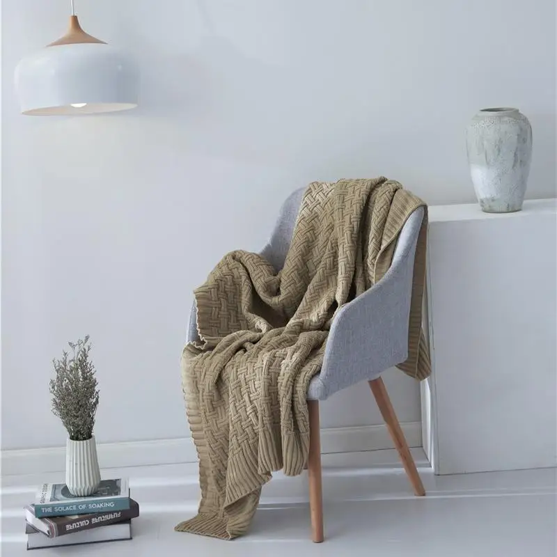 Современное простое однотонное одеяло вязаное двухстороннее плетеное для