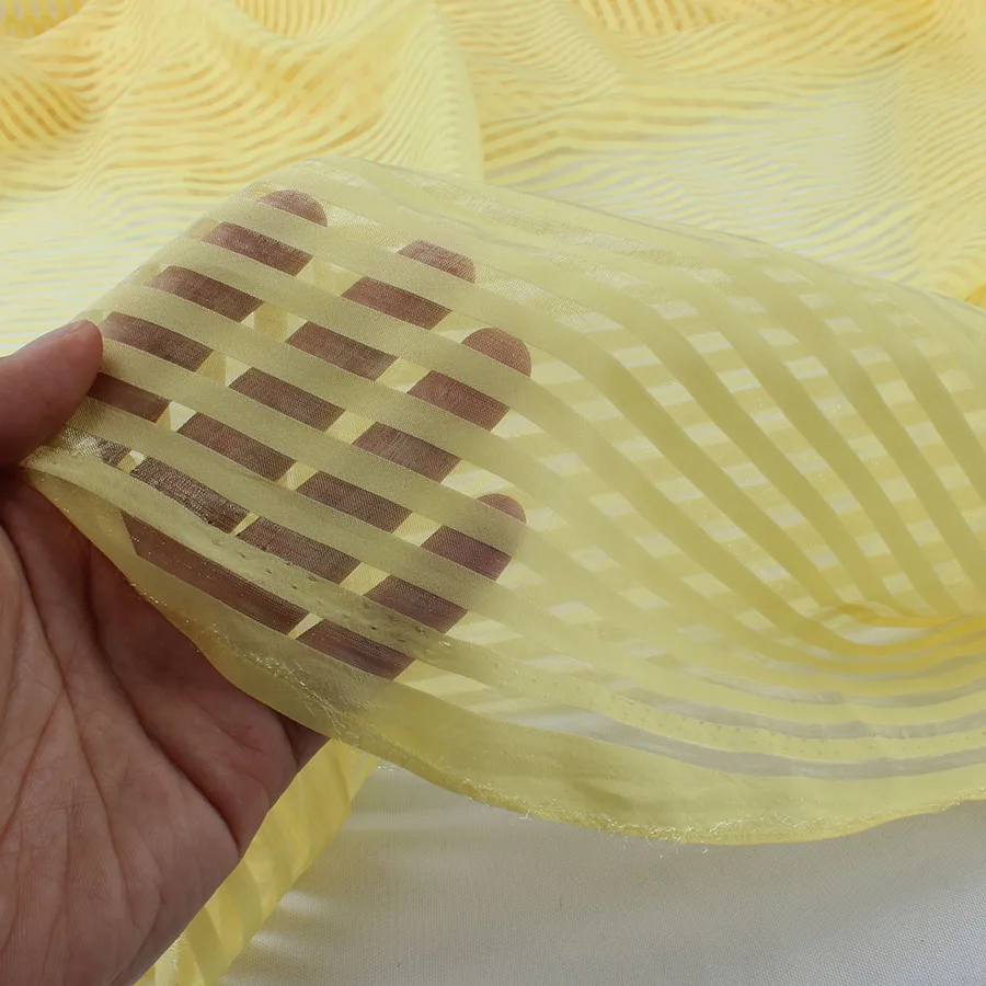 Ткань из органзы в Вертикальную Полоску для изготовления платья ширина 150