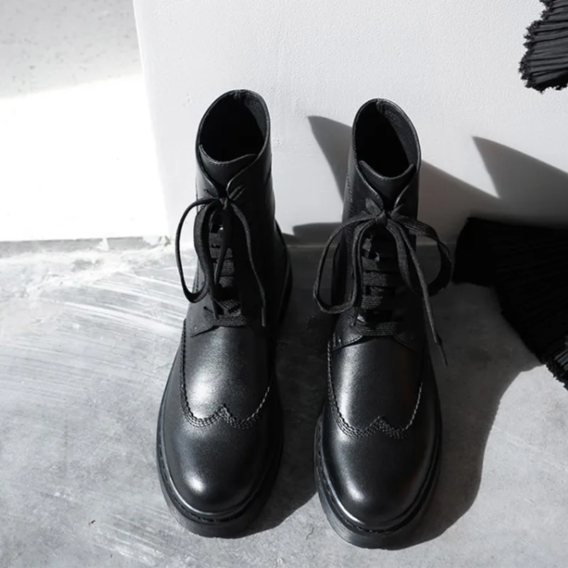 

Zorssar Women Martin Boots Crossbanding With Exquisite Cowhide Round Head Women's Boot With Breathable Inner Of Superfine Fibers