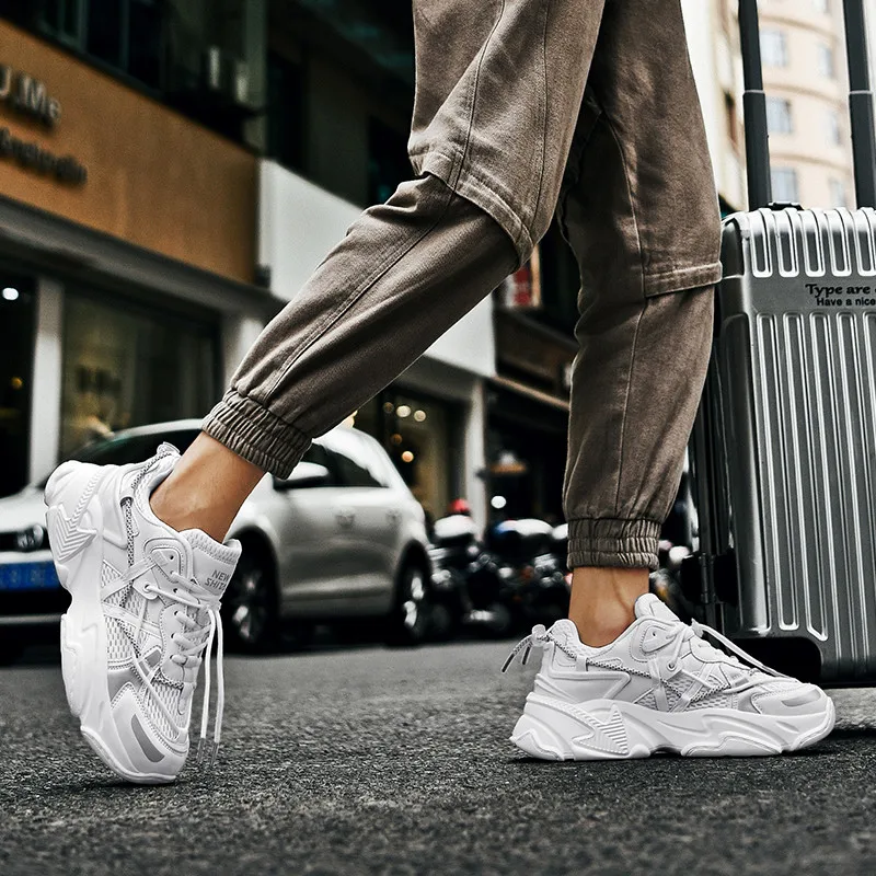 

MenCasual breathable men sport Fashion transpirables mesh new of slip air comfortable safety Shoes fashion Light 2020 leather