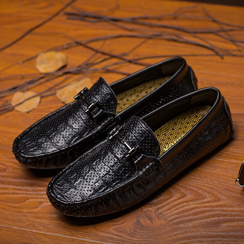 

Men Casual Shoes Fashion Summer Comfortable Casual Leather Lightweight Slip-on Moccasins Luxury Boat Shoes Hollow Out Breathable