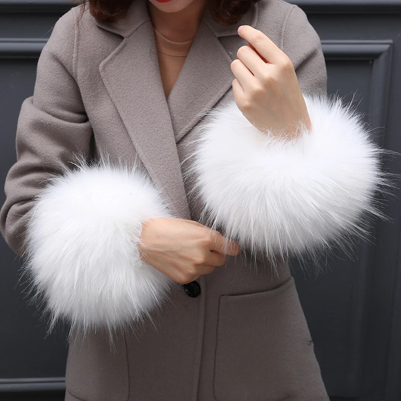 1 Winter Gloves Oversized Fur Cuffs Wrist Ring Keep Warm Windproof Cuff Bracelet Cute Wrist Set Hand Cuff Women Fingerless Gloves - Цвет: 1