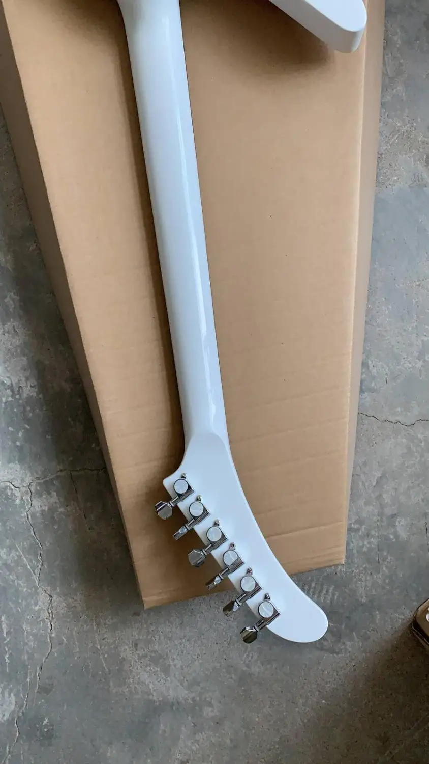 Гитара Custom Shop Cnbald гитара Explorer в белом 181217