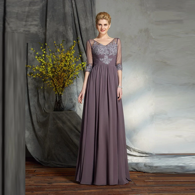 

Charming Full Length Lace Applique Mother of the Bride Dresses With 3/4 Sleeves V Neckline Beads Wedding Guest Gowns Back Out