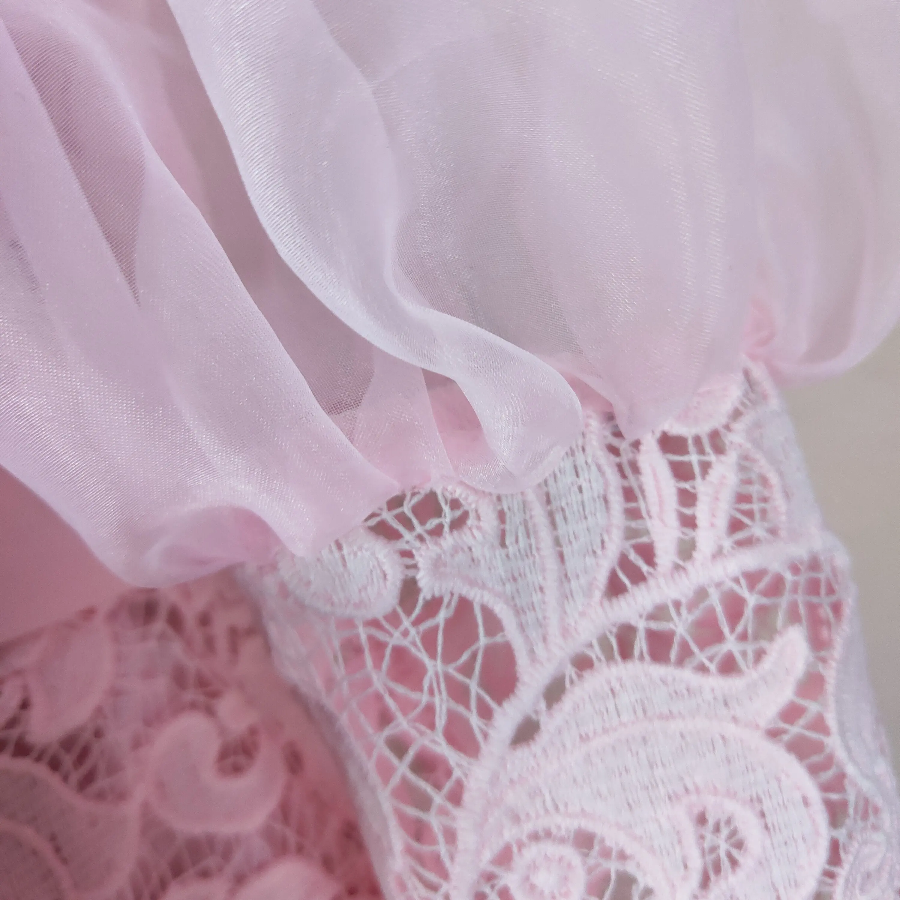 Ladies Pink Lace Dress Long Lantern Sleeves Bodycon Patchwork Tulle Date Dinner Elegant Robes Modest African Dresses for Women