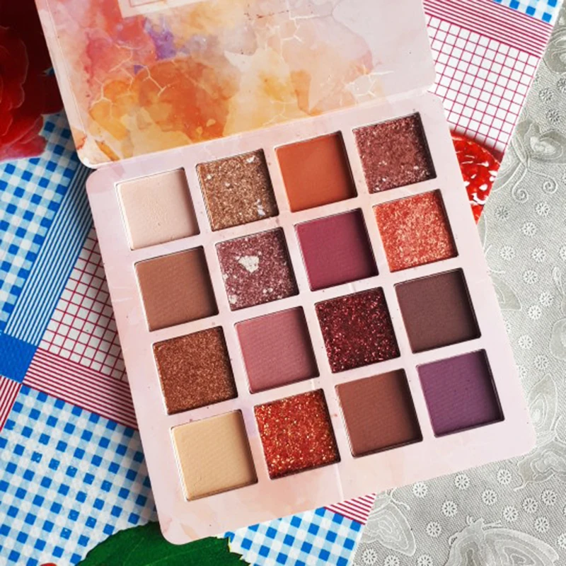 Палитра матовых теней для век 16 цветов мерцающий пигмент профессиональный