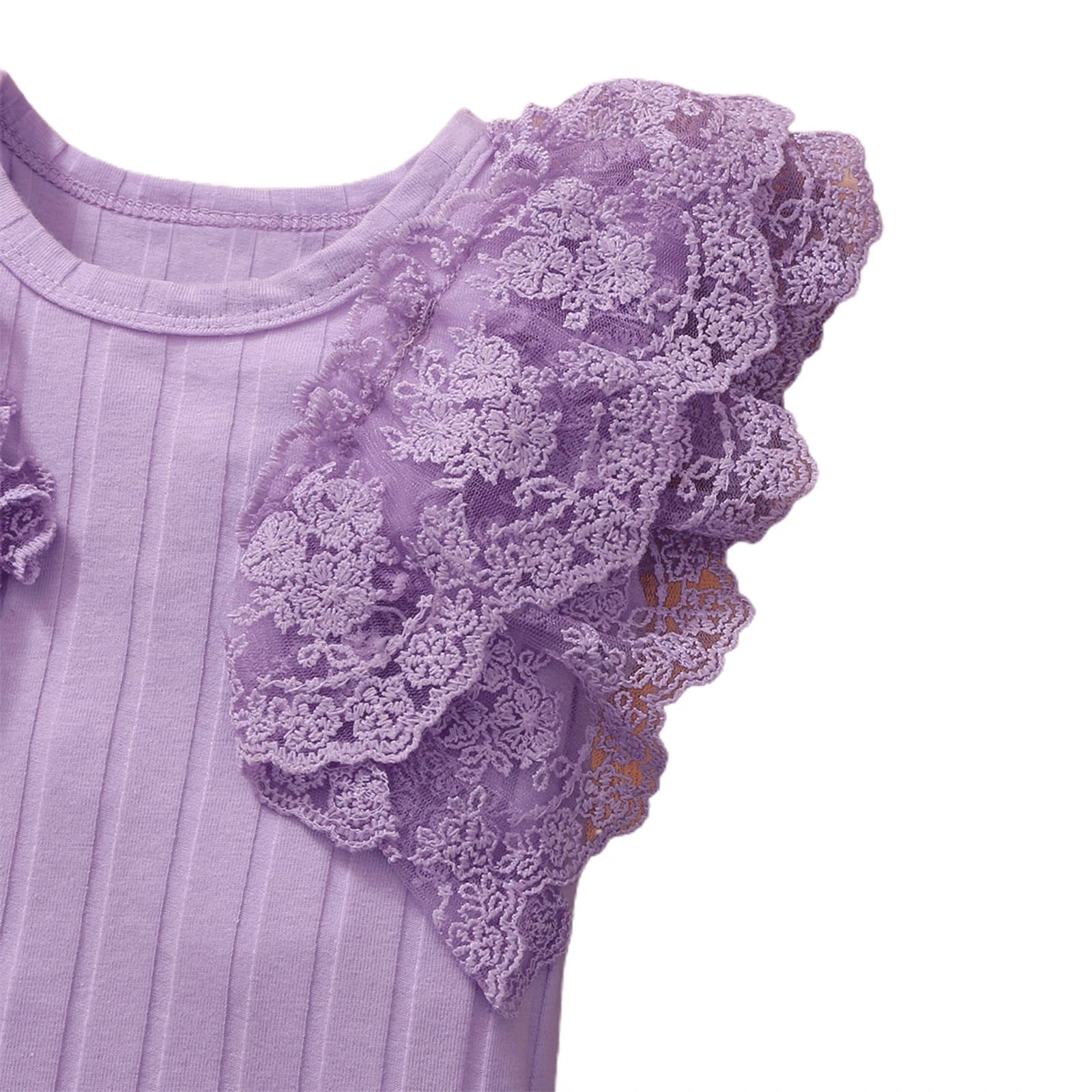 

0-24M Two Piece Baby Girls Clothes Fresh Lace Stitching Fly Sleeve Romper and Solid Color Triangle Shorts