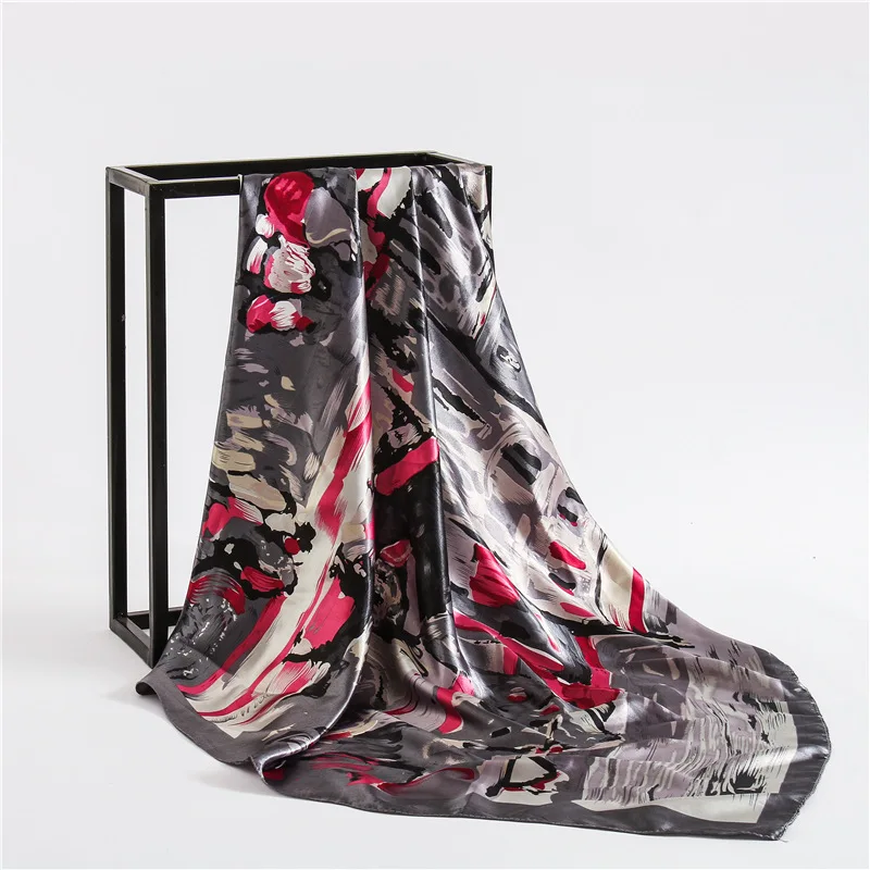 2021 fashion ladies luxury 100% silk scarf new big square chain leopard print multifunctional shawl |