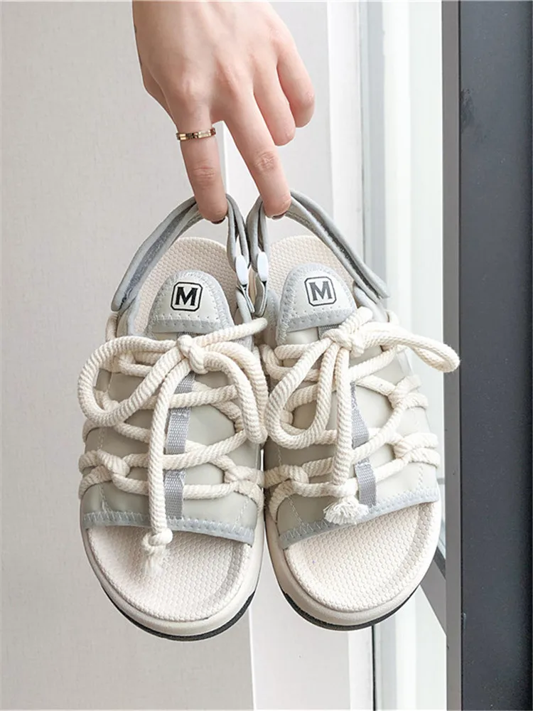 

Fashion Womens Shoes 2021 Clogs Wedge Beige Heeled Sandals Muffins shoe All-Match Cross Cross-Shoes Med Luxury Summer Platform B