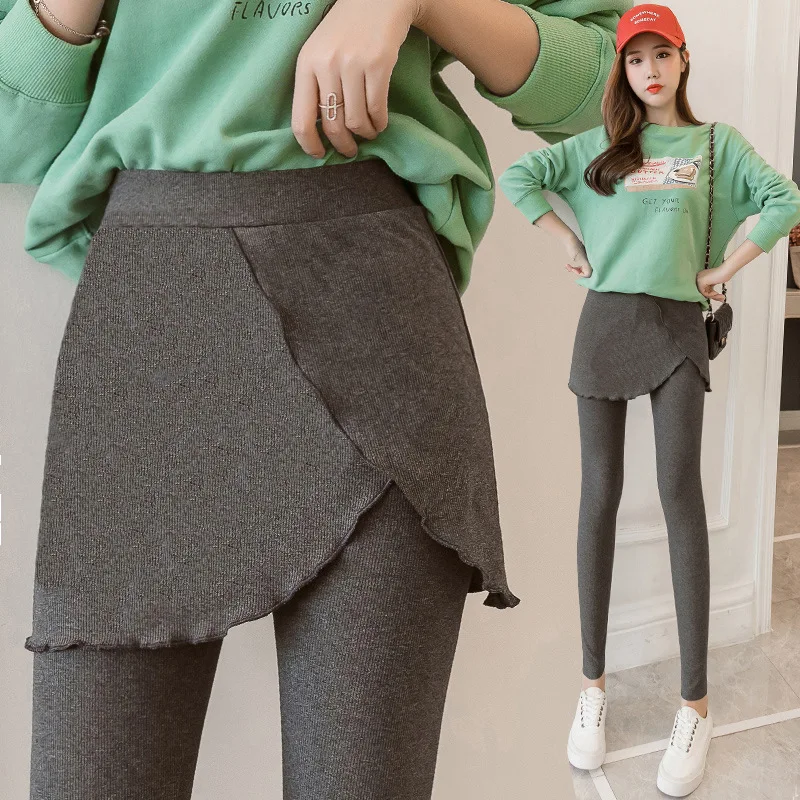 Фото Женская модель модные леггинсы из искусственной юбки двух частей женские