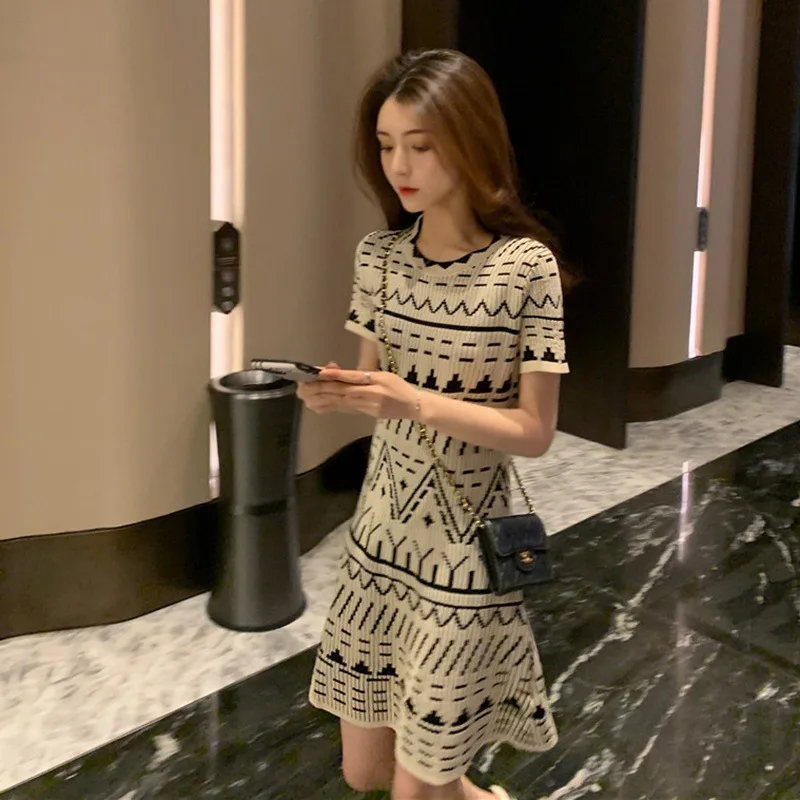 

2021 new fashion women's clothing knitted dress sweater dress maxi dresses for women