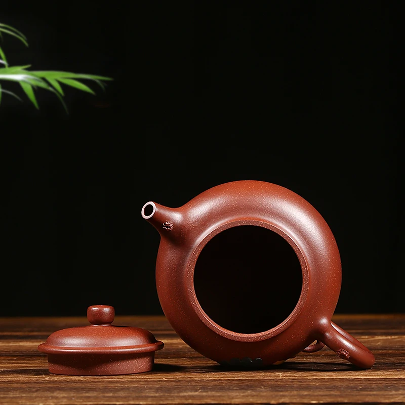 

Yixing ores are recommended by the pure hand-made tea home office kung fu tea pot applique rhyme bell